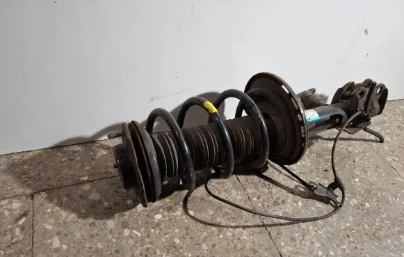 Lexus RX 450H Front shock absorber with coil spring 4852048440 AM3060103B