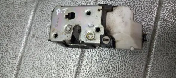 Fiat Punto (188) Rear door lock