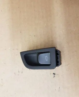Audi A5 8T 8F Tailgate opening switch 8T1959829