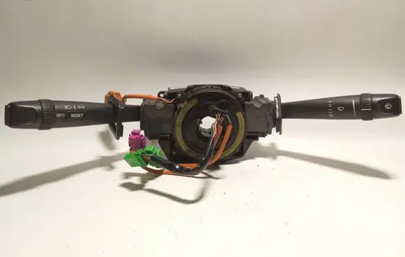 Volvo S60 Wiper control stalk 30658653