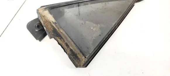 Mazda 3 II Rear vent window glass BBN972651