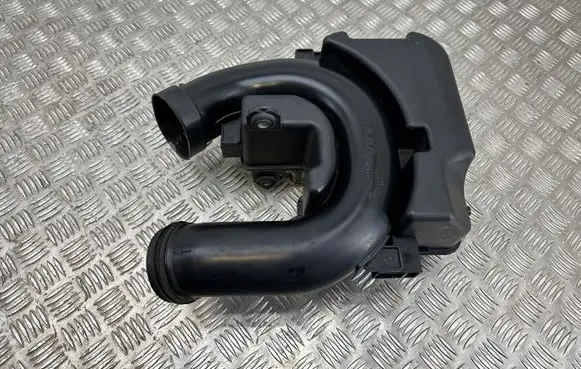 KIA Ceed Air intake duct part 28220J7000