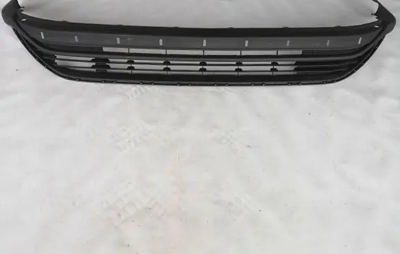 Toyota Highlander XU70 Front bumper 521290F070