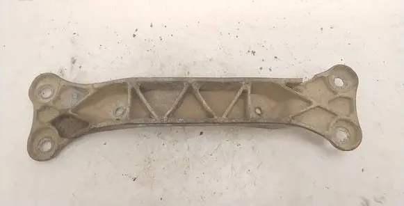 BMW 5 E34 Gear shift cable bracket 1139036