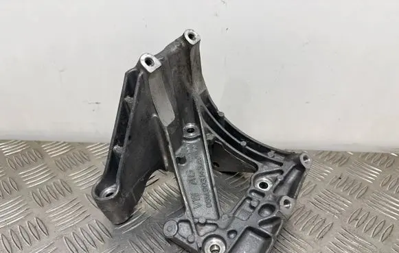Audi A6 S6 C8 4K Generator/alternator bracket 06M903143AG