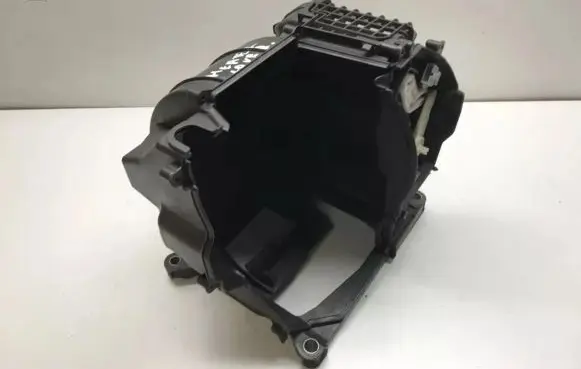 Audi A6 S6 C6 4F Interior heater climate box assembly housing 