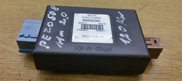 Peugeot 508 Alarm control unit/module 9665582380