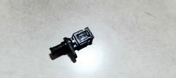 Ford Mondeo Mk III Camshaft position sensor 6C1112K073AA