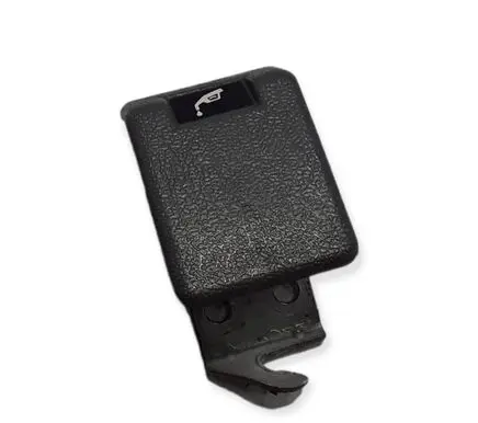 Mitsubishi Pajero Fuel tank opening switch 