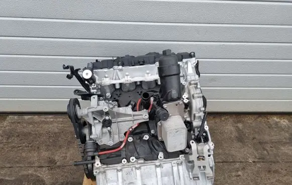 BMW 5 G30 G31 Engine B48B20A 8602581