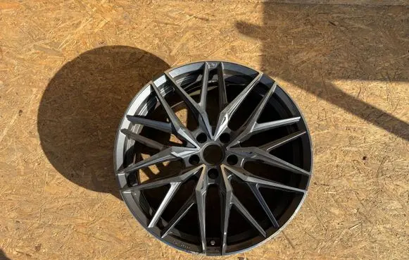 R20 alloy rim