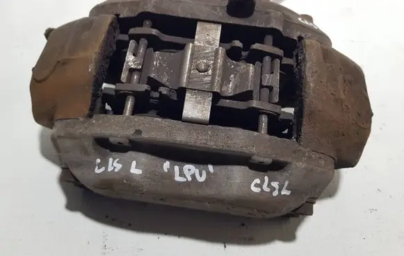 Mercedes-Benz CLS C219 Front brake caliper 20206710GG 20206710