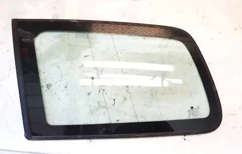 Hyundai Trajet Rear side window dot184as2m435