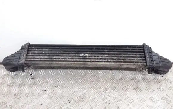 Mercedes-Benz E W211 Intercooler radiator A2115001102
