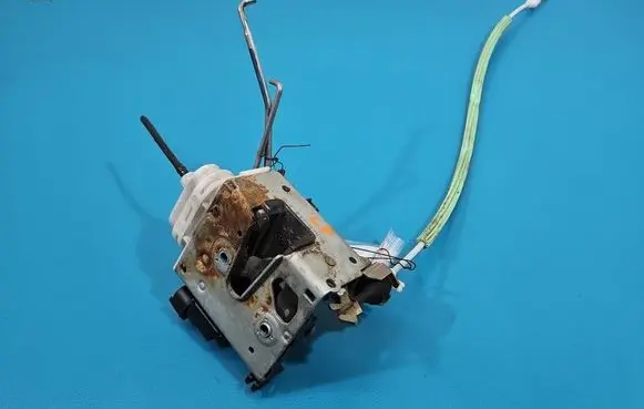 Audi A3 S3 8L Front door lock IMPRK1542935