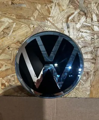 Volkswagen T-Roc Manufacturer badge logo/emblem 2GM853601E