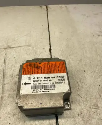 Mercedes-Benz E W211 Airbag control unit/module A2118209485 500411190218 D6V4L19A6S0