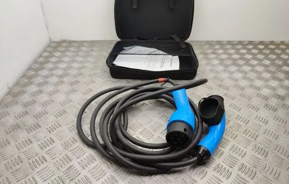 Renault Zoe Battery charger (optional) 