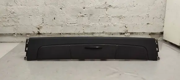 Parcel shelf