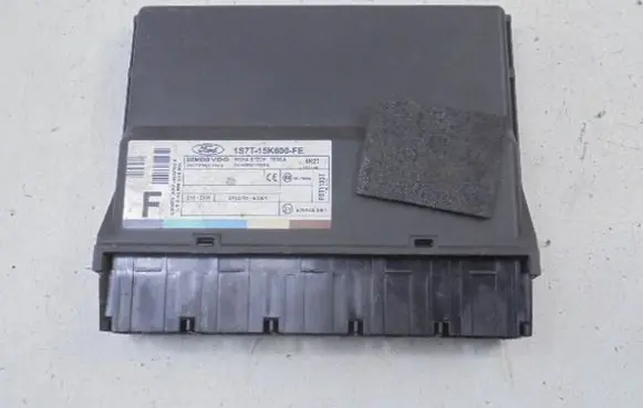 Ford Focus Central body control module 1S7T15K600FE