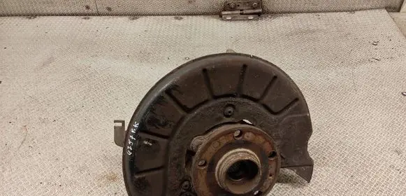 Skoda Superb B6 (3T) Front wheel hub spindle knuckle 