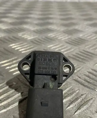 Volkswagen PASSAT B6 Air pressure sensor 038906051