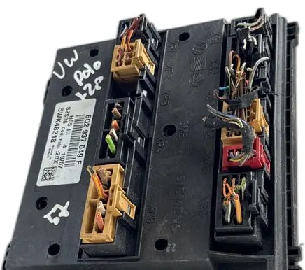 Volkswagen Polo Fuse box set 6Q1937049F5WK48218