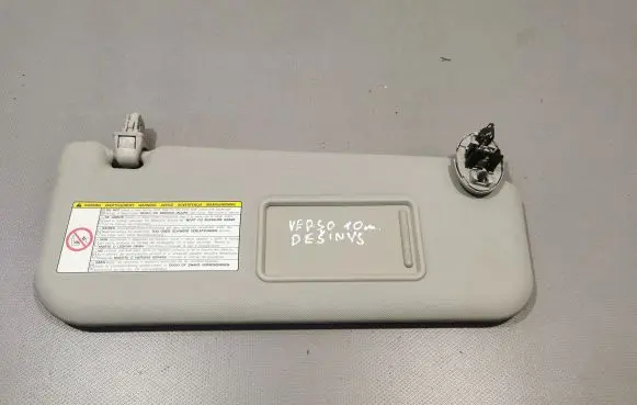 Toyota Verso Sun visor