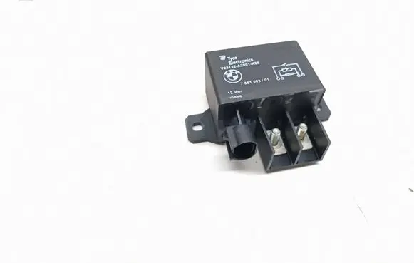 BMW 6 F12 F13 Coolant fan relay 7661503