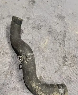 Hyundai Tucson JM Engine coolant pipe/hose
