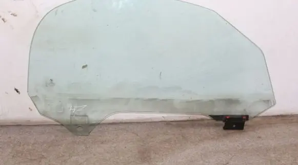 BMW Z4 E85 E86 Front door window/glass (coupe) 