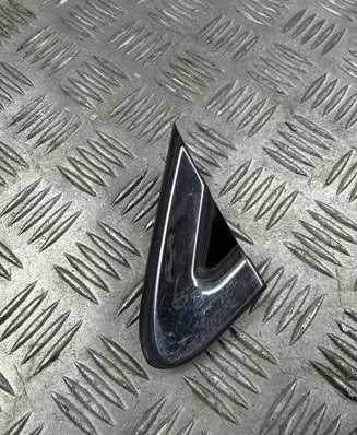Hyundai Santa Fe Fender end trim 86190S2100
