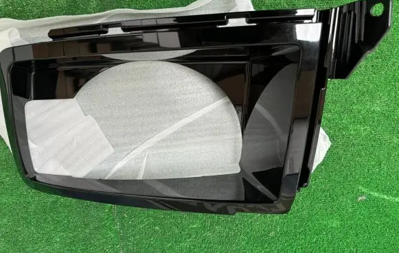 Land Rover Defender Headlight part L8B213C025B