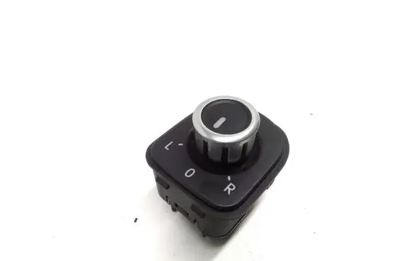 Volkswagen PASSAT CC Wing mirror switch 5K2959565