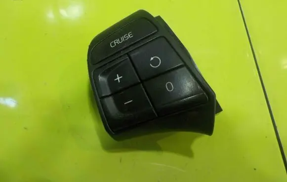 Nissan Qashqai Other switches/knobs/shifts 30739638