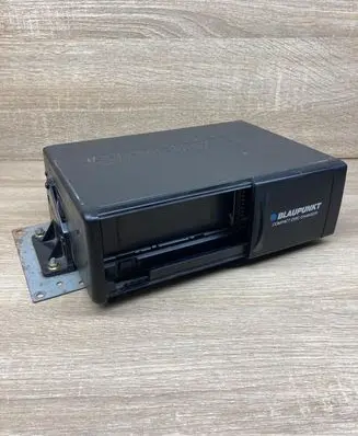 Audi A6 S6 C5 4B CD/DVD changer 7607700003