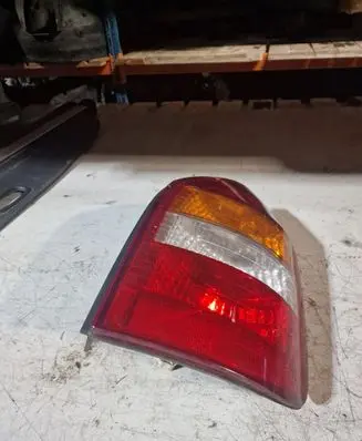 Opel Zafira A Rear/tail lights