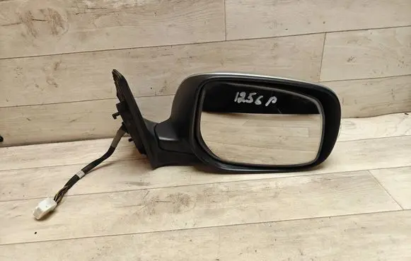Toyota Avensis T250 Front door electric wing mirror E1020058 E1016057 030058