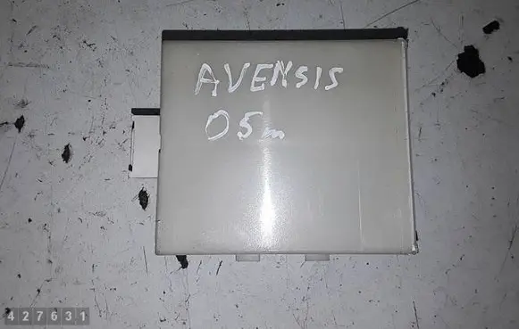 Toyota Avensis T250 Door central lock control unit/module 8974105070 73668012