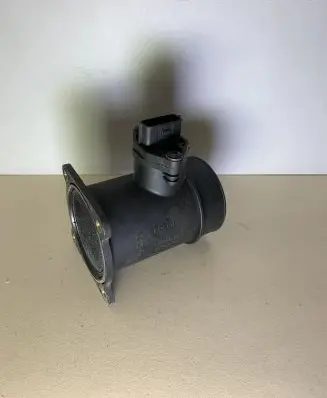 Nissan Primera Mass air flow meter 0280218005 226807J600