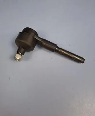 Mercedes-Benz E W124 Steering tie rod end A0003385910 A0003385610