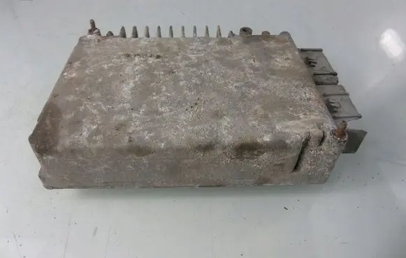 Chrysler 300M Engine control unit/module 04896272AB