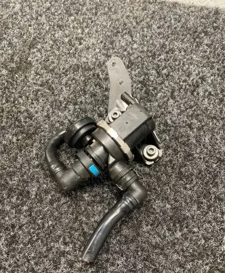 BMW 7 G11 G12 Piston 7367804 7399071