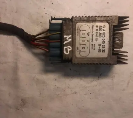 Mercedes-Benz A W168 Coolant fan relay A0255453232 ESC300