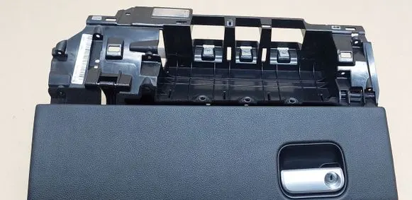 Porsche Panamera (970) Glove box