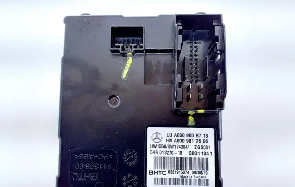 Mercedes-Benz C W205 Climate control unit A0009008718