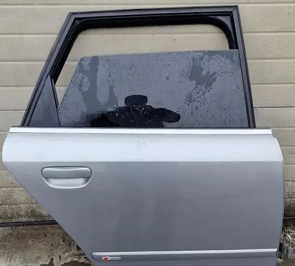 Audi A4 S4 B6 8E 8H Front door