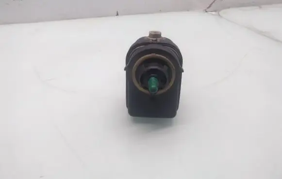 Renault Scenic I Headlight level adjustment motor 