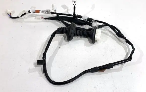 Toyota Yaris Cross Rear door wiring loom 