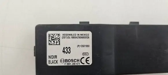 Opel Insignia A Door central lock control unit/module 13501980 F00HJ00471